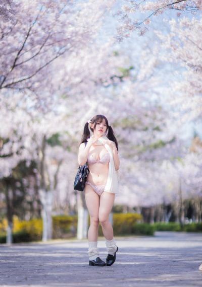 亚洲视频精品在线人_高清完整版BD
