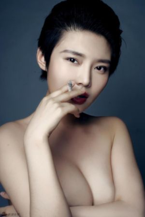 中国人免费的视频在线观看_英文版字幕