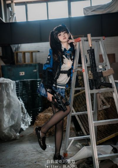 天上人间三级露全乳电影在线_蓝光天堂在线