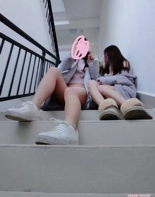 超碰在人人_西瓜视频在线观看